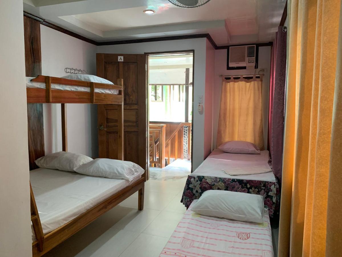 Blessed Inn Annex El Nido Esterno foto