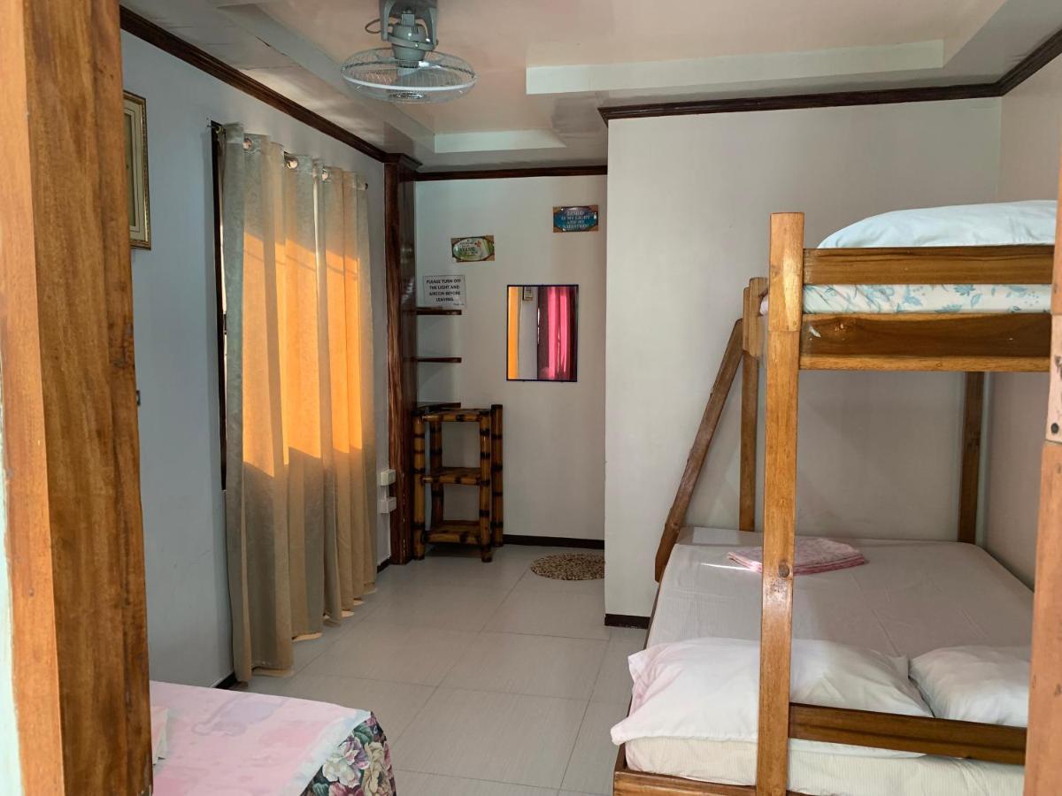 Blessed Inn Annex El Nido Esterno foto