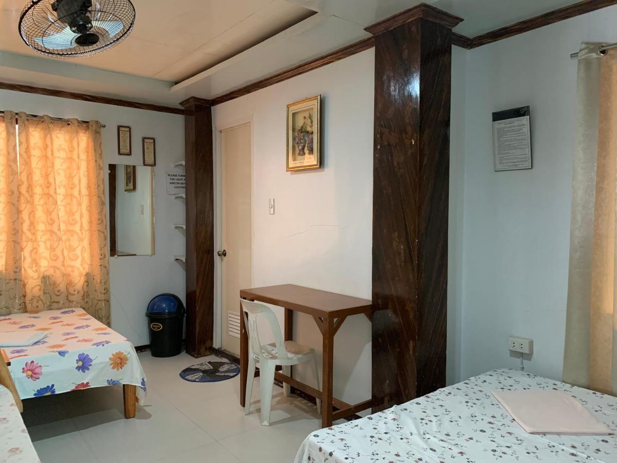 Blessed Inn Annex El Nido Esterno foto