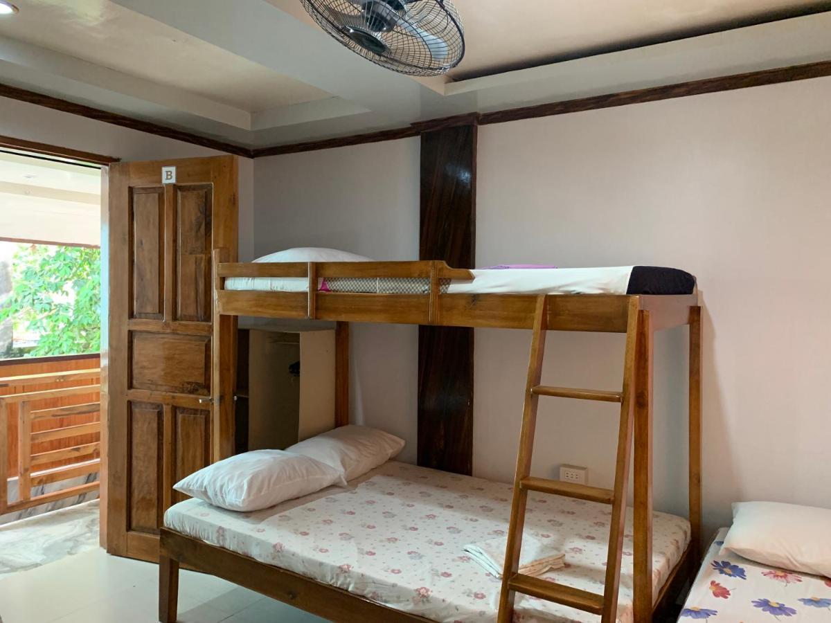 Blessed Inn Annex El Nido Esterno foto