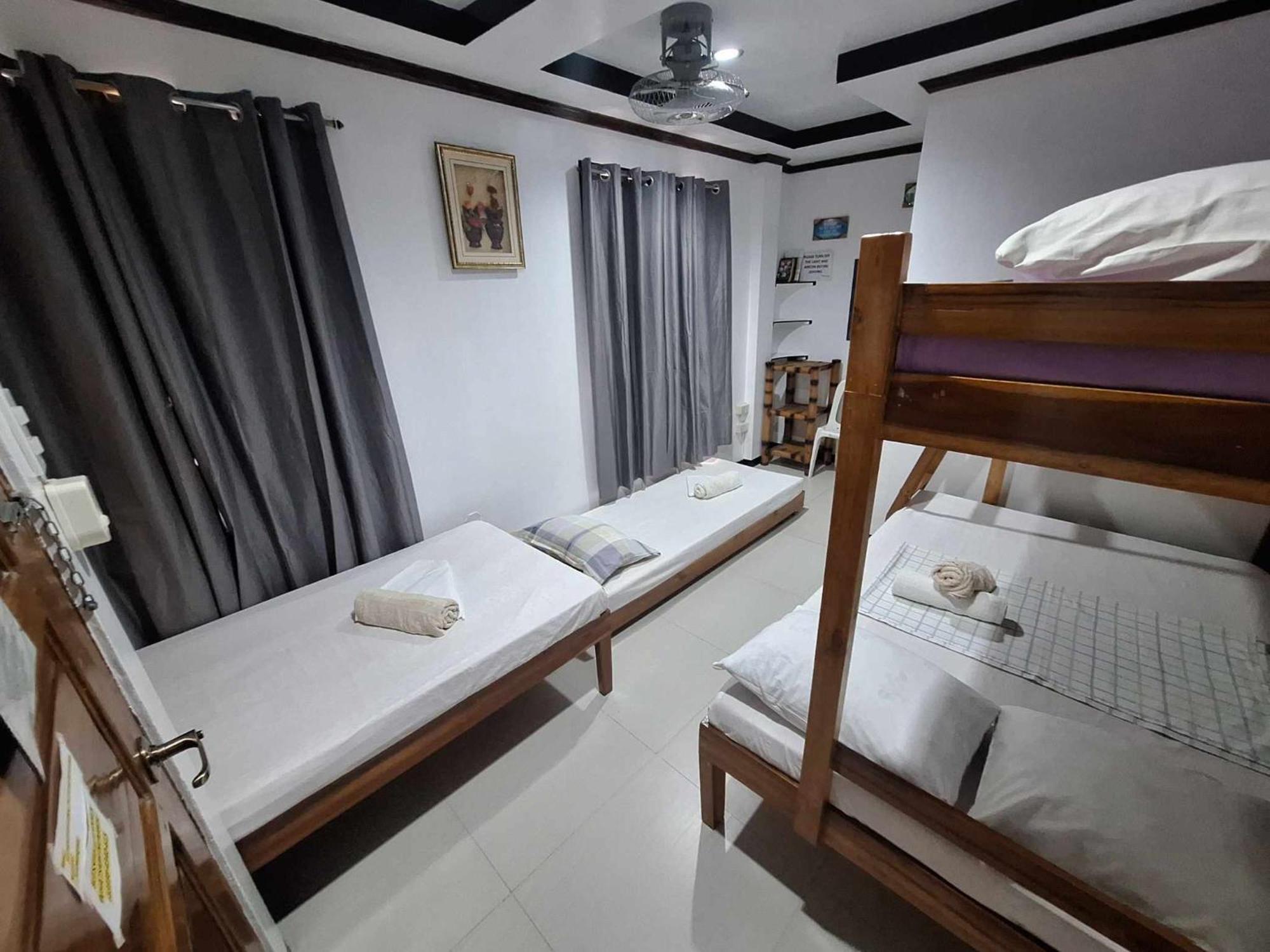 Blessed Inn Annex El Nido Esterno foto